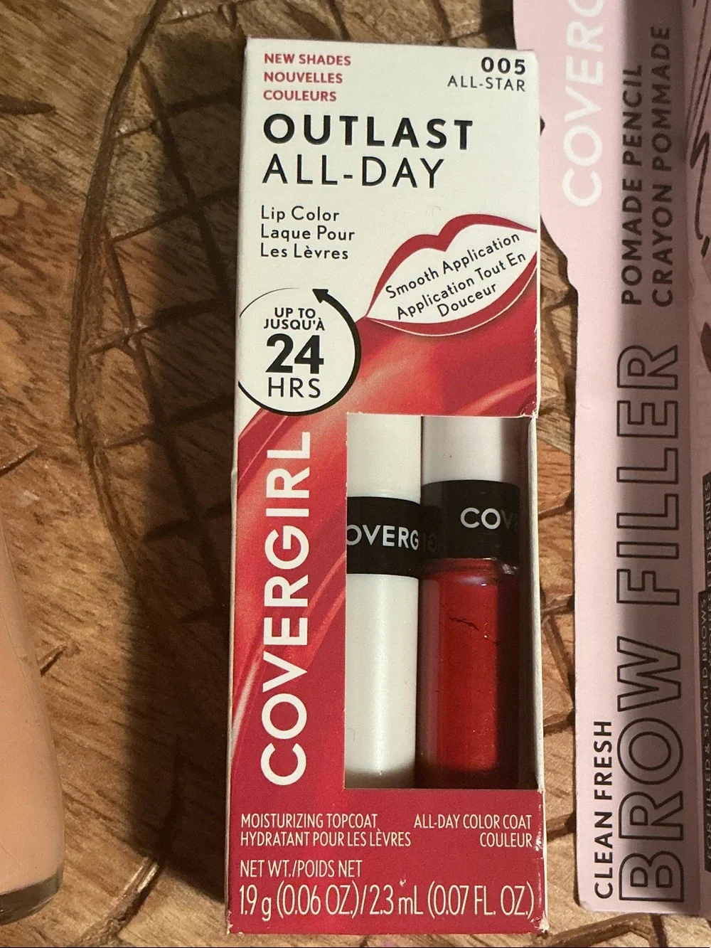 NWT COVERGIRL Mixed Makeup Lot with Face Cleanser & basic makeup essentials 9 pc